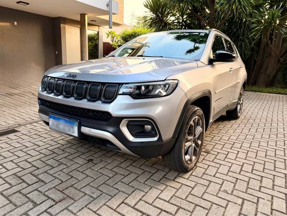 JEEP COMPASS 2.0 TD350 TURBO DIESEL LONGITUDE AT9 JEEP COMPASS 2.0 TD350 TURBO DIESEL LONGITUDE AT9
